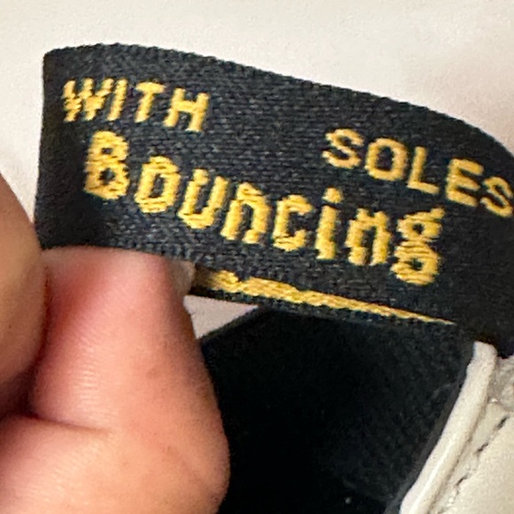 New White Dr. Martin Boots. - Picture 2 of 7